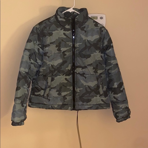 Forever 21 Jackets & Blazers - Camo Puffer Jacket